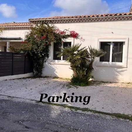 A 400 M Confort Terrasse Clim Parking Hyères